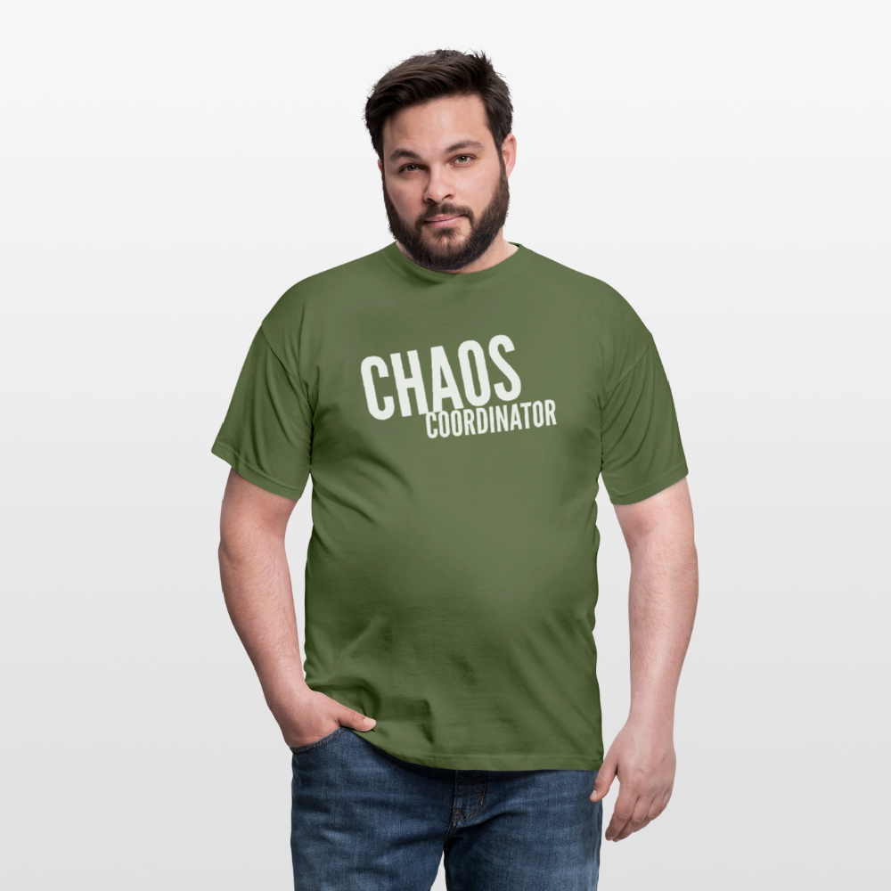 „Chaos Coordinator“ T-Shirt für Hausfrauen – Lustiges Mama-Shirt | Stylisch & bequem - Militärgrün